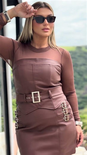 Moda Plus Size: Conjunto Elegante e Impactante em Alta