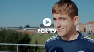 13K views · 646 reactions | 18-årige Ísak Bergmann Jóhannesson er efter tre landskampe for Island nu endelig i København og klar til første træning i sin nye klub. Se det første interview med ham om FCK, forventningerne og fremtiden her!  | F.C. København | Facebook