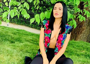 Carmen de Sălciua s-a tuns scurt. Cum arată cântăreața cu noul look