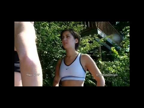 Woman Throatlift Woman (F/F TL Throatlift F/F)