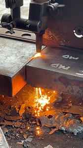 13K views · 227 reactions | Proses pemotongan plat besi tebal 45mm dengan mesin otomatis cutting #vod #besipotong #steel #work #tasting #viral #vodfb #fyp #trending #foryou #gascutting #fabrication #tambahfollowers pengikut | Tritiga Tigotelu | Facebook