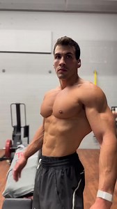 Loggy Foote #athlete #worship #fitnessmodel #gymaddict #musclelove #Fitness #body #biceps #chestmuscle #muscle #pecs | Athletic Star