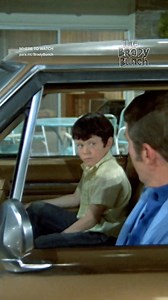 A seatbelt in the 70s? Mike Brady sure was responsible! 🚗 #BradyBunch Now Streaming on Paramount | The Brady Bunch