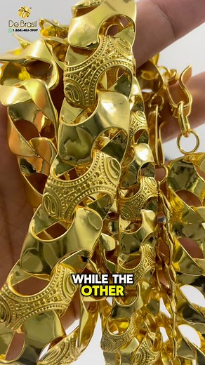 Whats better than 1 Block link chain? how about 2! Get a 1 inch block link chain and a 1/2 inch block link chain for only $799. get this special in store at Do Brasil stores or online at Goozone.com | Do Brasil