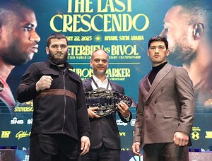 The Last Crescendo, BoxingScene round table: Who will steal the show?