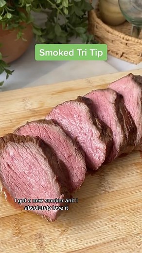 11K views · 13 reactions | How to smoke a tri tip! I cook at 225* for 30 minutes per pound. When it’s finished, sear on the grill or a cast iron pan for a beautiful crust. #smokedmeat #smokedmeats #bbq #grilling #grillingseason #tritipsteak #tritip #smokedtritip #masterbuilt #meatlover #carnivore #carnivorediet | It's Courtney Luna | Facebook