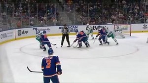 OMG! Anders Lee with the incredible one hand backhand tip 🔥 | Hockey Players Club