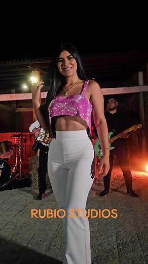 Chicas Lindas en Tanga en Rubio Studios