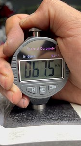 Testing the rubber surface hardness before and after applying the rubber treatment solution to enhance performance. | Evoshop Thailand