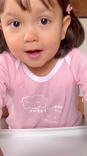 Bakso buatan Mama plus bayam 🤤 | Kalea Rosa