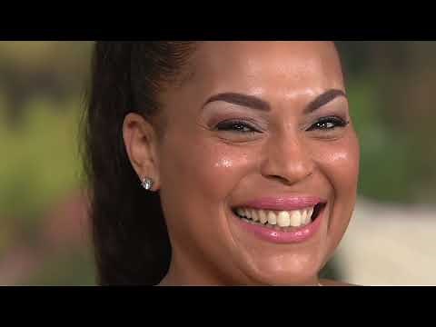 Josie Maran Argan Illuminizing Oil Moonstone Drops on QVC
