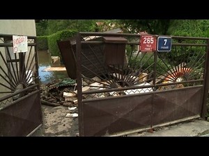 Czech capital starts clean-up after widespread floods