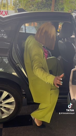 28 reactions · 9 comments | Unlock the secrets to e-commerce success. Join us for the hottest webinar in town! #ecommerce #webinar #billionairegang #therealecommercecoach #ecommercequeen | Bisi Akintayo | Facebook