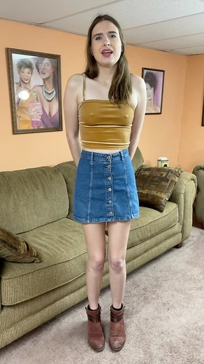 ChickPass on Instagram: "Cute newbie Sammi Summers is looking hot at the start of tonight’s shoot. Look for previews of the new content coming soon to #chickpass"