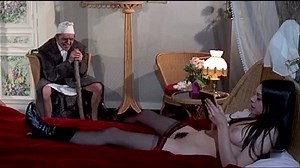 Lina Romay Desnuda (tenía 21 años en esta escena) en Celestine, Maid at Your Service (1974)