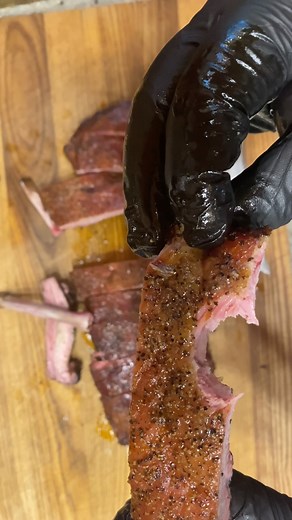 14 reactions | Nibbling on a rib… Follow @bbqbeautiful #barbecue #bbq #grill #food #foodporn #meat #instafood #foodie #bbqlife #grilling #churrasco #bbqlovers #beef #steak #carne #bbqporn #barbeque #foodstagram #foodphotography #brisket #delicious #meatlover #chicken #churras #ribs #picanha #foodlover #pork #grilled #yummy | BBQ Beautiful | Facebook