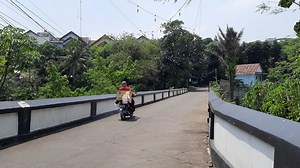 Hilangkan Kesan Angker, Pemkot Depok Percantik Jembatan Panus dengan Lampu & Ornamen Instagramable - Tribunnewsdepok.com