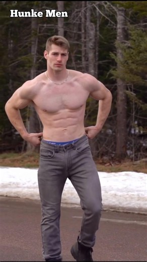 #aesthetic#muscle#motivation#posing#abs#chest#biceps#model#body#hunk#gym#workout#back#bulge