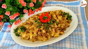 مفركة القرع او اليقطين طبق صحي وشهي المكونات: 1 كغ قرع اخضر 250 غ لحمة بصلة وسط معلقة صغيرة فلفل اسود ملح #ام_منذر #مطبخنا_السوري #يلا_نتحلى #يقطين #مفركة | مطبخنا السوري