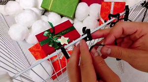 Christmas Light Clips, Plastic Gutter Clips for Hanging Hooks Outdoor String Lights, 200 Pieces Black