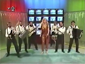 2.3K views · 45 reactions | Lepa Brena - Voli me voli | Uzivo | Facebook