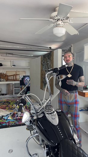 HARLEY ASMR 😂😂😂 | Caskey