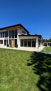 29 reactions | $2.4M Ultra-Modern Wyoming Home with Floating Dining Table  #LuxuryRealEstate #ModernHome #DreamHome #WyomingRealEstate #LuxuryLiving #HomeTour | Timothy Livingston | Facebook