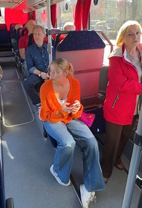 19K views · 59 reactions | Returning a Lost Item to a Woman | Hungry Panda | Facebook