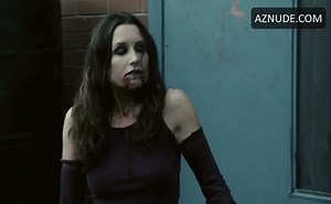 Shawnee Smith Sexy Scene in Saw Iii