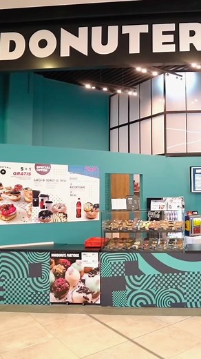 2.3K views | Ești pe drum către o nouă aventură în Zalău? ✨ Oprește-te la noua locație Donuterie în Zalau Value Centre pentru a-ți încărca bateriile! O doză de donuts proaspete, pline de energie și savoare, e exact ce ai nevoie azi. Te așteptăm să descoperi gustul care face fiecare zi mai frumoasă!  | Donuterie | Facebook