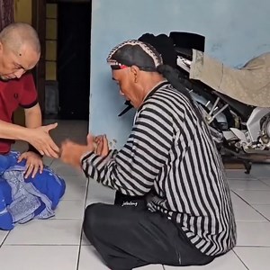 8K views · 140 reactions | Kang Ujang Bustomi Cirebon | santia | Facebook