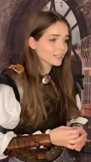 😅👉🏻👈🏻 #larp #dnd #fantasyoc #evelyntheadventurer #fanatsycosplay #MoneyTok | Jackie O