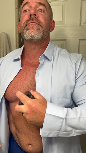 @particleformen has made an amazing scent with the Gravite cologne! Thanks for letting me try it Particle team! I love it 🙌❤️ #particleformen #cologne #menscologne #mensstyle #mensfashion #menstyle #smellgoodfeelgood | Mike Schmutz / Silver Bodybuilder