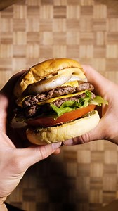 589K views · 228 reactions | ⚠️ +2000 kcal le repas burger cheatmeal...