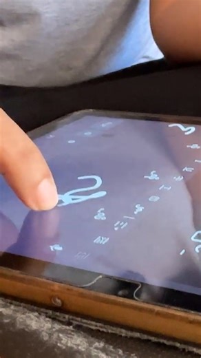 116K views · 2.6K reactions | နည်းပညာအကူအညီနဲ့ ဝတ္ထုရေးတဲ့ အမြင်အာရုံ မသန်စွမ်းသူ | RFA Burmese | Facebook