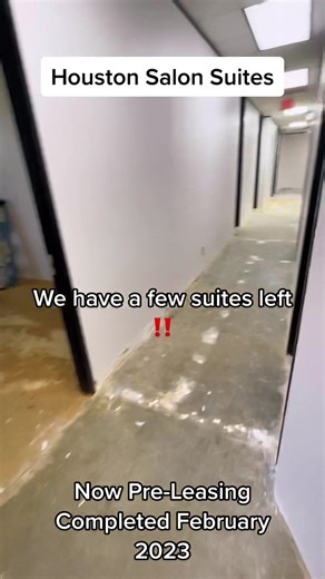 💫Come on out for a tour! Contact us for current availability & Pre Leasing for our newly added suites! Join our waiting list 💫 🚨Ask about our current special! 🚨 We Now have more space for daily renting . Flexible renting no contact. Book up to 30 days in advance. Tag a beauty professional. Competitive $30/day ‼️ ##houstonsalonsuites##houstonsalon##travelinghairstylist##houstonmua##mua##salonsuites##houstonlashes##lacefrontal##houstonhairsalon##stitchbraids##houstonhairstylist##houstonbraids#
