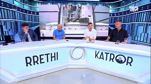 E Diell ☀️ on Instagram: "@fal.doors"