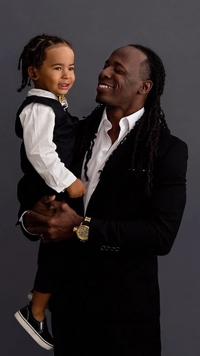 2.5K views · 11 reactions | K.I.S.S HOLIDAY PORTRAITS EVENT (Keep It...