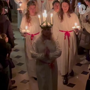 3K views · 80 reactions | ✨ Le 7 décembre, la Cité internationale s'est illuminée aux couleurs de la tradition suédoise. Merci à la Maison des Etudiants Suédois, à la Chorale de l'église suédoise et à tous ceux qui ont célébré avec nous cette fête de la lumière. #Citéinternationale #SortirParis #IdéesSorties #SainteLucie #sanktalucia | Cité internationale universitaire de Paris | Facebook
