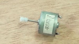 DIY How to Make a Model Conveyor Belt | Genius Engineering