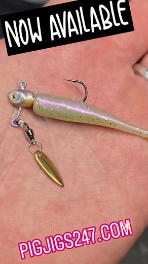 GRAB BOTH AT PIGJIGS247.COM FOLLOW @pigjigs247 for more custom jig making . HAND TIED JIGS 👊 @fish_shimano_north_america @sunline_america @loonoutdoors @drslickco . . . #pursuitofgiants #fishingislife #kayaking #kayakfishing #bassfishing #feelfreekayaks #fishingaddict #whatgetsyououtdoors #kayak #largemouthbass #largemouthbassfishing #fishing #bassfishin #crankbait #kayakbassfishing #outdoors #pesca #kayakfishing #rippinglips #yakattack #fishinglife #fishingaddicts #lakefishing #bigbassenergy #