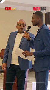 1.9M views · 86K reactions | 퐂퐨퐦퐦퐞퐧퐜퐞퐫 퐩퐞퐭퐢퐭 퐧’퐚 퐫퐢퐞퐧 퐝퐞 퐡퐨퐧퐭퐞퐮퐱  Chaque grande réussite prend racine dans des débuts simples, souvent invisibles, mais essentiels. On ne lâche pas ✌ #commencerpetit #formation #financement | Jean-Claude Tshipama | Facebook