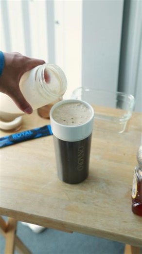 Satisfy your cravings with the luxurious ORGANO Royal Black Coffee Frappé. Easy to make at home! #TasteTheGold | Organo