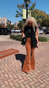 ＊＊proceeds to do a modeling gig wearing only mascara & some bed head 😅 [7178175964885650734] | Rissa