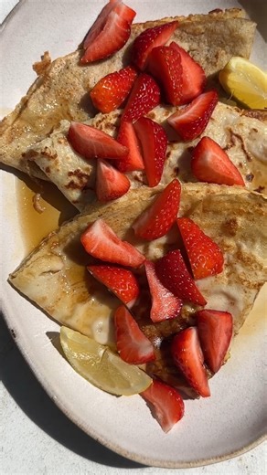 Try our delicious crepes, the perfect Friday treat for after school or work! Crepes Ingredients: 250ml or 8 egg whites 25g oat flour (blended oats) 120ml milk 1tsp vanilla extract 1tbsp maple syrup Fruit , syrup, and butter to serve Method: Combine all of the ingredients and blend until frothy Add ¼ mixture to a frying pan over a medium-high heat with a little butter Fry until golden or starting to brown (about 2 minutes), then flip Add your favourite toppings and serve #GoldenIrish #Recipe | Go