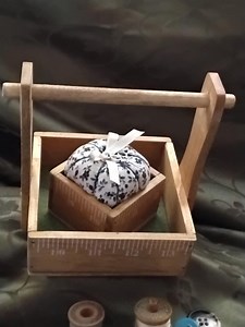 Unique Pincushion Caddy,sewing Companion, Quilting Friend, Oneofakind Sewing Box,handmade Sewing Box, Travel Sewing Caddy, Wooden Sewing Box - Etsy Canada