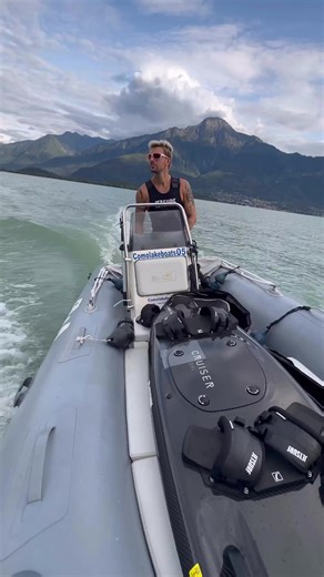 1.8K views · 11 reactions | Andrea Damante taking his perfect date out. Tag yours  JETSURF Cruiser DFI | The king of Jetboards | 35MPH | 1 hour of riding time | Built-in Alternator | Easy cleaning adapter #JETSURF #motorizedsurfboard #surfing #jetboard #date #damante #BornForFun | Jetsurf USA | Facebook