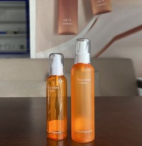 [Hot Item] Wholesale Cosmo Custom Empty Matte Lotion Bottle Pet 100ml 120ml 150ml 200ml 250ml Cosmetic Pump Bottles