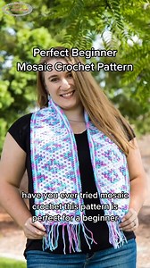 Have you tried mosaic crochet? The Diamond Mosaic Crochet Scarf is perfect for beginners! Tutorial here: https://www.nickishomemadecrafts.com/diamond-mosaic-crochet-scarf/ | Crochet Patterns & Tutorials by Nicki's Homemade Crafts