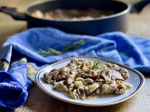 Le scaloppine ai funghi porcini sono un gustosissimo secondo
